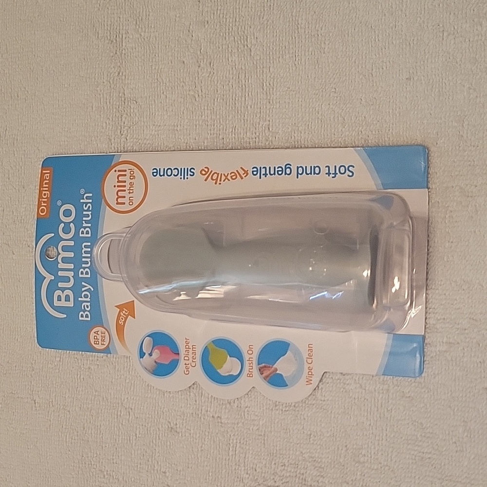 Bumco Baby Bum Brush diaper cream ointment easy application silicone Gray travel